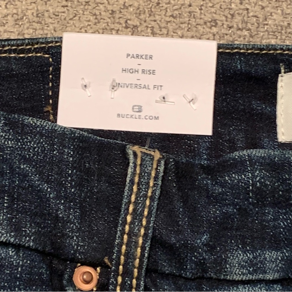 BKE Parker High Rise Blue Jean Shorts with Fitted Silhouette and Stretch - Picture 11 of 17